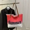 Letras Estampadas Borradas 2025 Outono Inicial Novo Estilo Personalizado Grande Capacidade Franja Cor Contrastante Estilo Estrangeiro Bolsa de Ombro Tote Feminina