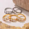 Anillo modelado de micro diamantes geométricos retro transfronterizo acero de titanio chapado en oro de 18k moda chic anillo comodín al por mayor