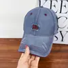 Boné de Baseball Versátil de Nova Moda Coreana com Bordado de Letras para Mulheres, Boné Rígido com Aba de Pato Personalizado Rasgado para Homens