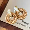 Pendientes de Paja Estilo Vacaciones de Verano en la Costa con un Diseño Único, Moda de Nicho, Pendientes Elegantes y Distintivos, Accesorios de Oreja Únicos al por Mayor