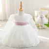 2026 Amazon Transfronteiriço Bebê Cauda de Rastreamento Vestido de Primeiro Aniversário Menina Bordado Lateral Malha Fofa Bebê de Primeiro Aniversário Vestido de Batismo