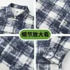 Camisa a cuadros retro moderna estilo japonés de manga larga para hombre, colección otoño 2026, con estampado de cuadros, diseño artístico, estilo casual, corte holgado y cuello con muesca