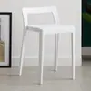 Silla moderna minimalista con respaldo, disponible en múltiples colores, taburete alto con diseño hueco, popular en restaurantes y cafeterías como silla de espera