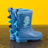 Botas de Chuva Infantis Meninos Antiderrapantes 2 Dinossauro Cartoon 3 Fundo Macio Botas d'Água Crianças de Tamanho Pequeno e Médio Comércio Exterior Conjunto de Capa de Chuva e Botas de Chuva para Meninas