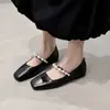 ¡Producto original JC puro! Zapatos de piel para mujer con tacón grueso de 1 cm, punta cuadrada, corte bajo, tira de perlas, zapatos Mary Jane planos