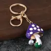 Chaveiro Pequeno de Cogumelo Novo Estilo Transfronteiriço, Chaveiro de Cogumelo Esmaltado Colorido Exquisito Pingente de Bolsa, Pequeno Presente Atacado