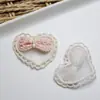 Color Té con Leche Flor de Corazón Parche de Tela Lazo Accesorios Bordado Hecho a Mano DIY Accesorios para el Cabello Zapatos Calcetines Sombreros Accesorios de Ropa