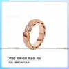 Anillo Baojia de Gama Alta Blanco con Incrustaciones de Diamantes y Madreperla, Ancho con Forma de Serpiente y Cabeza de Serpiente, Moderno y Único, Estilo Lujo Ligero de Nicho Anillo Hueso de Serpiente