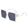 Una Variedad de Gafas de Sol Transfronterizas Europeas y Americanas para Mujer con Monturas Asimétricas Personalizadas, Gafas de Sol Anti-UV Personalizadas para Hombres Modernos