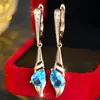 Pendientes de Gota de Agua en Oro Rosa y Aguamarina de Lujo Ligero, Incrustados con Diamantes de Alta Gama, Pendientes Versátiles y de Diseño Único para Mujer