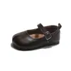 Estilo de color liso simple casual retro punta dividida zapatos pequeños de cuero 26 Otoño Nuevas Llegadas Niñas Suela Plana Zapatos Individuales Pequeños Zapatos de Cuero