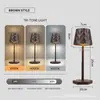 Lámpara de mesa alta de hierro forjado creativa transfronteriza, Lámpara recargable, Mesa de comedor para restaurante exterior, Luz de noche retro para mesita de noche de dormitorio