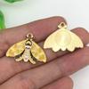 Mistura 10 joias de borboleta com gota de óleo retrô Acessórios de pingente para pulseira colar chaveiro de inseto europeu e americano feitos à mão DIY