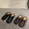 Versión de Piel de Oveja~Retro Francés Suela Súper Suave Punta Cerrada Zapatillas de Media Casa Calzado de Exterior para Mujer Suela Gruesa Zapatos de Punta Dividida Mules Sandalias Planas