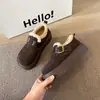 Sapatos Casuais Fofos de Solado Grosso Aumentadores de Altura Femininos Novo Estilo Outono e Inverno Botas Curtas Botas de Neve com Lã para Aquecimento Sapatos de Algodão