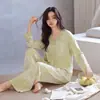 Pijama Feminino Primavera e Outono Algodão Puro Manga Longa 2026 Novo Estilo Solto Tamanho Plus Todo Algodão Cardigã Mãe de Meia-idade Roupas de Casa