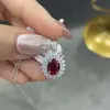 Anel de Prata 925 Esterlina Estilo Princesa Diana para o Dia a Dia com Rubi Oval Vermelho Sangue de Pombo de 2 Quilates para Mulheres, Fashion, Simples e Versátil