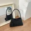 Comercio exterior, bolso de axila tejido ligero de lujo para mujer, estilo retro de otoño, versátil para ir al trabajo, con un aspecto sofisticado y elegante, bolso de hombro o bolso de mano