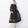 Foto Real de um Vestido Romântico Estilo Francês com Bordado Floral Tridimensional, Gola Alta, Mangas Longas, Acinturado, Vestido Elegante e Emagrecedor de Corte A