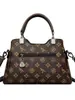 Bolsas Femininas 2026 Nova Moda Bolsa Tote de Couro Macio para o Dia a Dia para Mães de Meia-Idade, Bolsa Transversal de Grande Capacidade para Mulheres