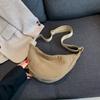 Bolso Tipo Dumpling de Moda para Mujer Este Año 2026 Nuevo Diseño de Nicho Bolso de Hombro Versátil Gran Capacidad Bolso Cruzado Casual