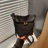 Bolso cubo de lona lindo estilo coreano para niñas, versátil para ir al trabajo, bolso de hombro y cruzado, bolso de mano para el trabajo y almacenamiento diario