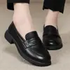 Populares Zapatos de Cuero para Mujer Estilo Británico de Comercio Exterior 2026 Nuevos Mocasines Planos Slip-On de Primavera y Otoño