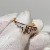 Anillo V-Gold CNC Finamente Tallado con Incrustaciones de Nácar Natural y Diamante, Chapado en Oro de 18K, Anillos de Pareja con Diseño de Nicho, Venta Directa del Fabricante