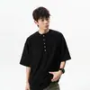 Estilo Old Money Camiseta de Manga Corta con Cuello Henry para Hombre Verano 2026 Nueva de Alta Gama Holgada Texturizada Cuello en V Versátil Manga Media