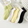 Meias de Verão Femininas Finas Meias de Cano Baixo Femininas Masculinas Meias Cor Sólida Preto e Branco Meias de Poliéster Algodão Respiráveis Absorventes de Suor Invisíveis Meias Descartáveis