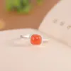 Anel de Prata Esterlina S925 com Caractere Humano Prateado Quadrado Inlaid Açúcar Nan Hong Ágata Anel de Prata Fashionável para o Dia a Dia Feminino Anel de Dedo Exquisito Versátil