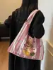 Bolso de hombro nuevo de dibujos animados, bolso tote de lona personalizado con graffiti, bolso tipo cubo casual, bolso de mano personalizado estilo bosque para el día a día