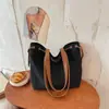 Bolsa Tote Vintage de Alta Calidad 2026 Nuevo Modelo Bolso de Hombro Único Gran Capacidad para Viajes Cotidianos Bolso de Mano Simple Bolso de Axila Transfronterizo