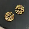 Aretes de Encaje Estilo Francés para Mujer, Diseño de Nicho de Lujo Ligero, Aretes de Gama Alta, Exquisitos Aretes en Forma de C con Incrustaciones de Circonitas