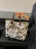 Bolsa de playa bordada estilo chino 2026 con bordado de malla y lentejuelas para mujer