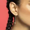 Pendientes de botón minimalistas redondos de oro de 14 quilates transfronterizos europeos y americanos con cadena larga, Pendientes elegantes y sencillos de perla redonda