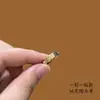 Anillo de Acero de Titanio con Diseño Simple Dongdaemun Coreano, No se Desvanece, para Mujer, Anillo de Dedo de Lujo Ligero a la Moda, Joyería para Mano Mismo Estilo del Pequeño Libro Rojo