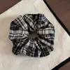 Goma para el pelo de estilo coreano con botones, encaje y cuadros de mezclilla, accesorio para el pelo tipo scrunchie grande para mujeres