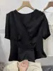 Blusa Texturizada Plisada Estilo Retro Francés Cuello en V 2026 Nuevo Estilo de Verano Manga Abullonada Solapa Diagonal Cintura Ajustada Camisa Top para Mujer