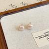 Aretes Cuadrados de Perla Aguja de Plata para Mujer Lujo Ligero Nicho Aretes Elegantes de Alta Gama Nuevos Simples Combinan con Todo Aretes Estilo Occidental