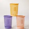Cubo de basura doméstico simple sin tapa, sin anillo de sujeción, diseño calado, papelera para baño, sala de estar, cocina