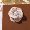 Tela Camelia Dulce y Suave Estilo Pequeño Chanel de Principios de Primavera Pin Lateral DIY Goma para el Cabello Accesorio para el Cabello Ramillete Ropa Accesorios Florales