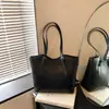 Bolso de hombro de gran capacidad para mujer, nuevo bolso tote de moda estilo coreano 2026, bolso de axila retro y minimalista, bolso para el trabajo