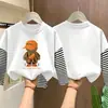 Camiseta básica 100% algodão para meninos, camiseta infantil listrada de manga comprida para outono, blusa falsa de duas peças para primavera e outono, moderna