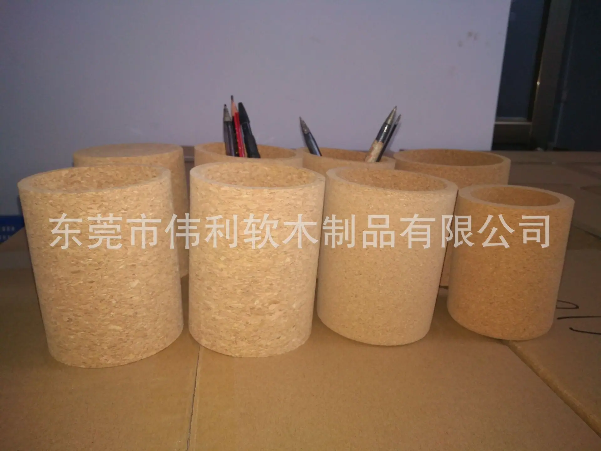 软木笔筒1