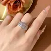 Nuevo Producto 2025 Huaya Popular Transfronterizo Europeo y Americano Anillo de Zirconia Blanca Exquisito Anillo Festivo para Mujer Venta Directa