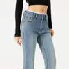 26 Colección de otoño e invierno transfronteriza nueva: Jeans de mezclilla de peso pesado estilo americano con un corte retro, de tiro bajo, holgado y con una pierna ligeramente acampanada - estilo mujer, disponibles para envío directo