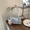 2026 Bolso Tote Grande de Nuevo Estilo Coreano para Mujer, Bolso de Hombro Versátil y de Moda con Colgante de Oso Lindo, Adecuado para Viajar al Trabajo y Llevar Cosas