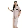 Pijama Curto Bordado com Renda Preta Vazada, Manga Curta, Calça Longa de Seda Gelada para Mulheres, Novo Verão Ultra-Fino Refrescante Roupa de Dormir para Mulheres