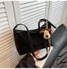 Bolso Grande de Mujer 2025 Nuevo Estilo Simple y Versátil Bolso de Hombro Cruzado Textura Mate Bolso Tote para Estudiante Universitaria y Viajero